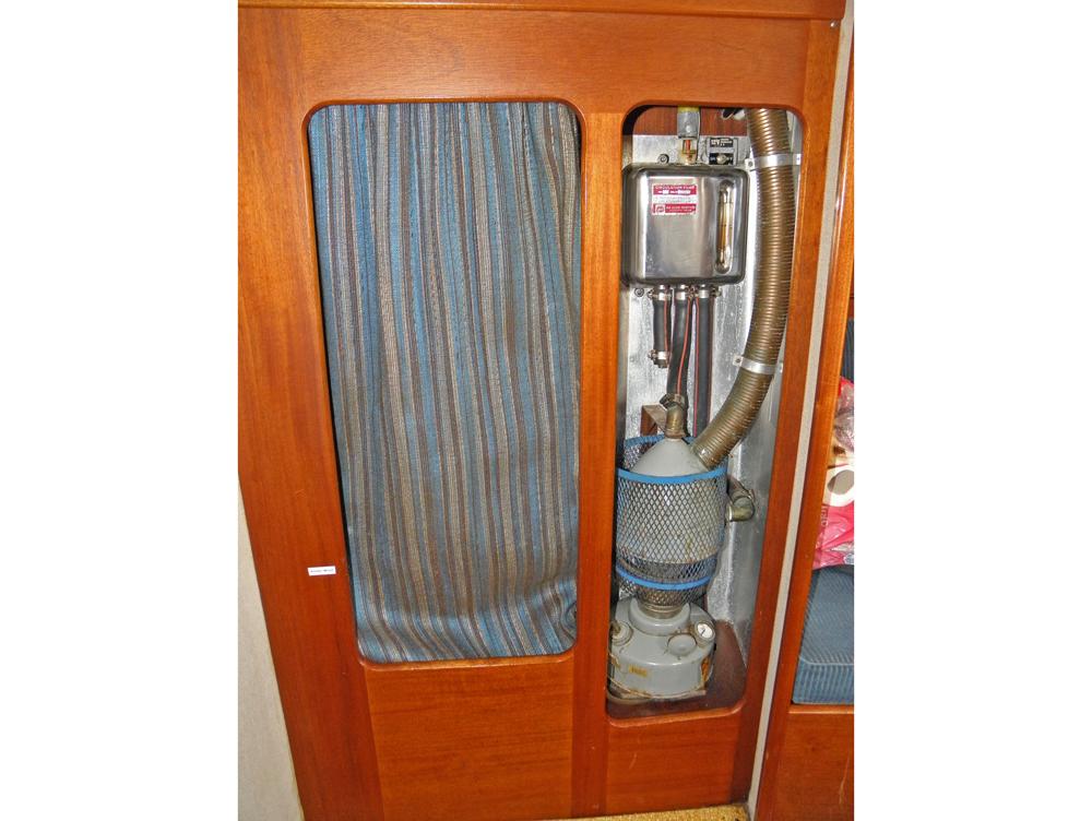 Fore ship, Accommodation